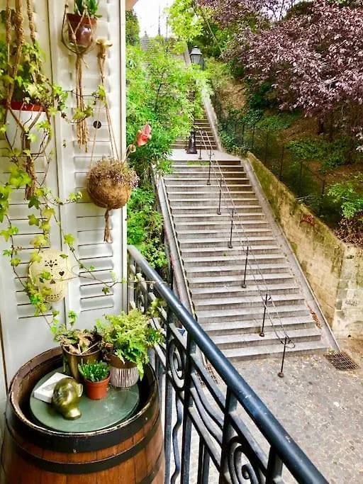 Petit Montmartre Dans Le 20E A Paris Lägenhet