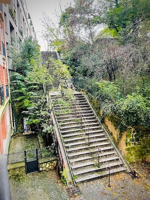 Petit Montmartre Dans Le 20E A Paris Lägenhet